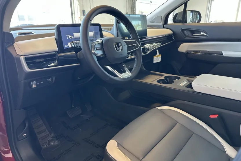 2025 Honda Prologue Touring photo 1