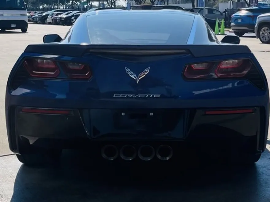 2017 Chevrolet Corvette Stingray 2LT Z51 photo 1