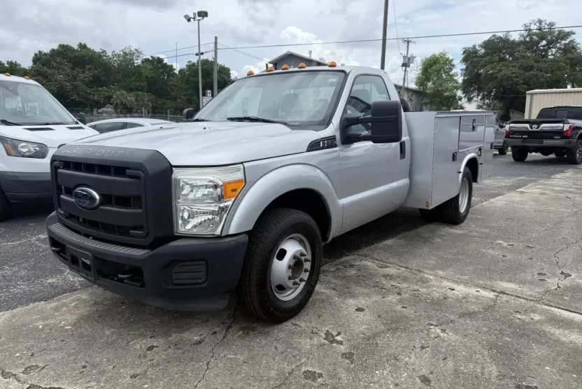 2012 Ford F-350 XL photo 1