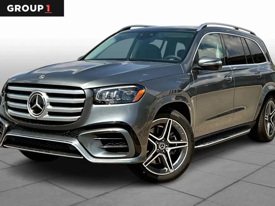 2026 Mercedes Benz GLS 450 4MATIC photo 1