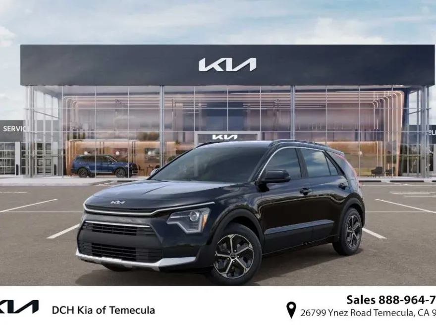 2025 Kia Niro LX photo 1
