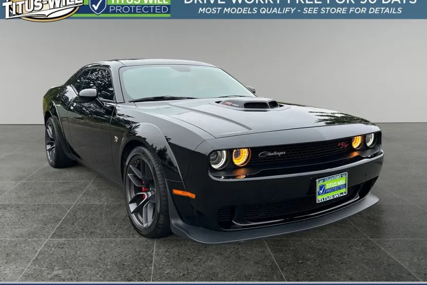 2021 Dodge Challenger R/T Scat Pack Widebody photo 1