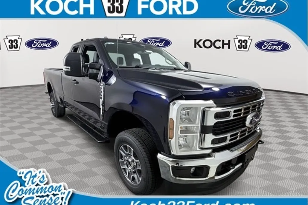 2025 Ford F-350 photo 1