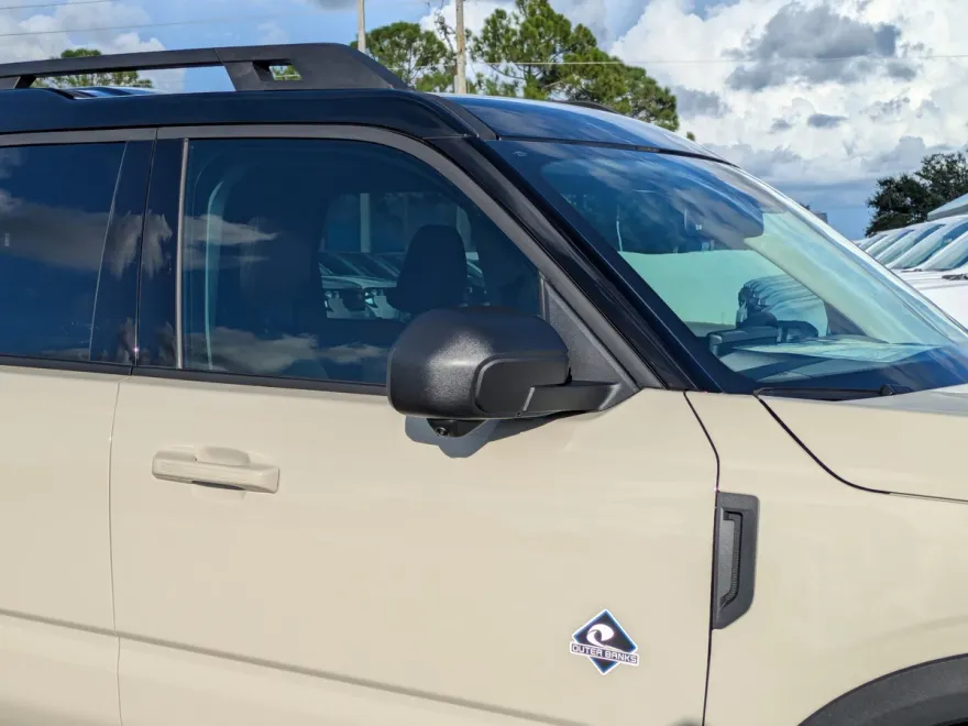 2025 Ford Bronco Sport Outer Banks photo 1
