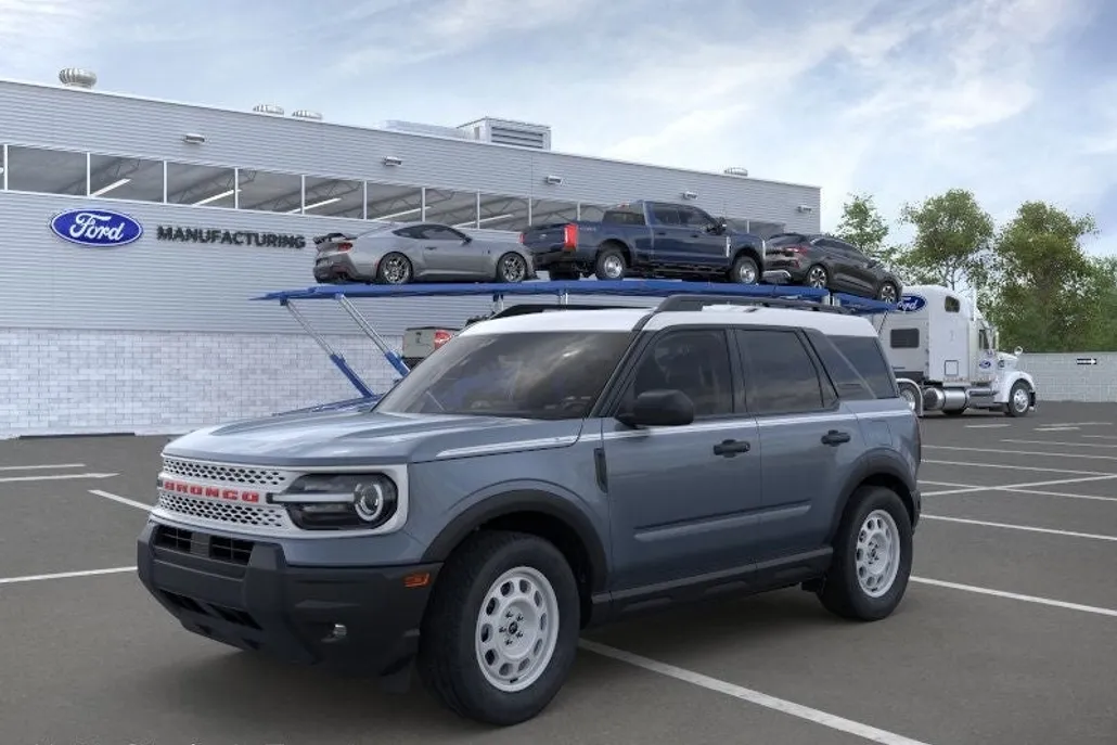 2025 Ford Bronco Sport Heritage photo 1