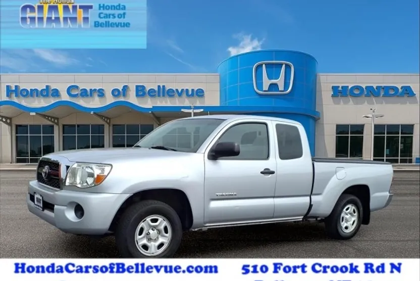 2011 Toyota Tacoma photo 1
