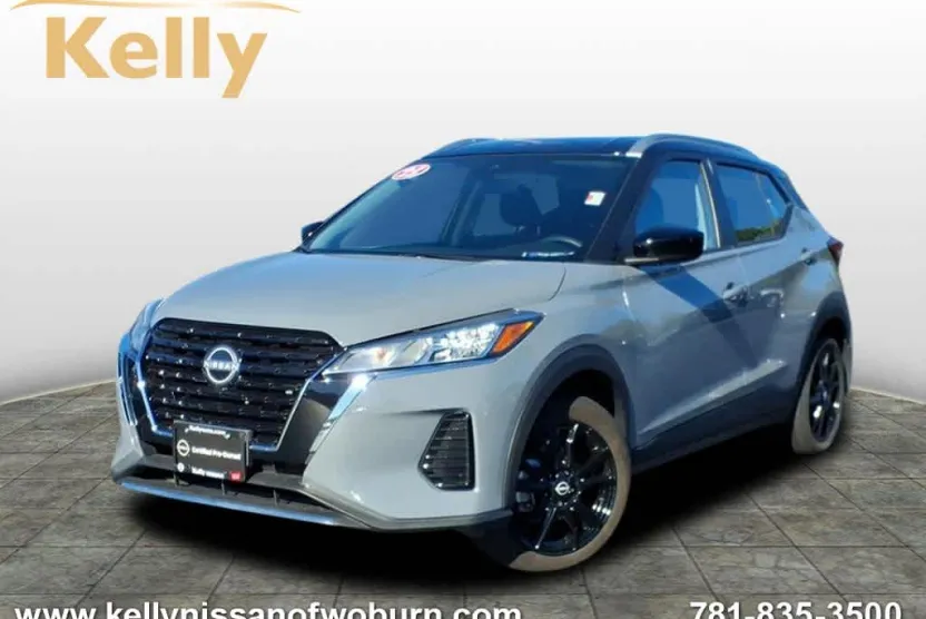 2023 Nissan Kicks SV photo 1