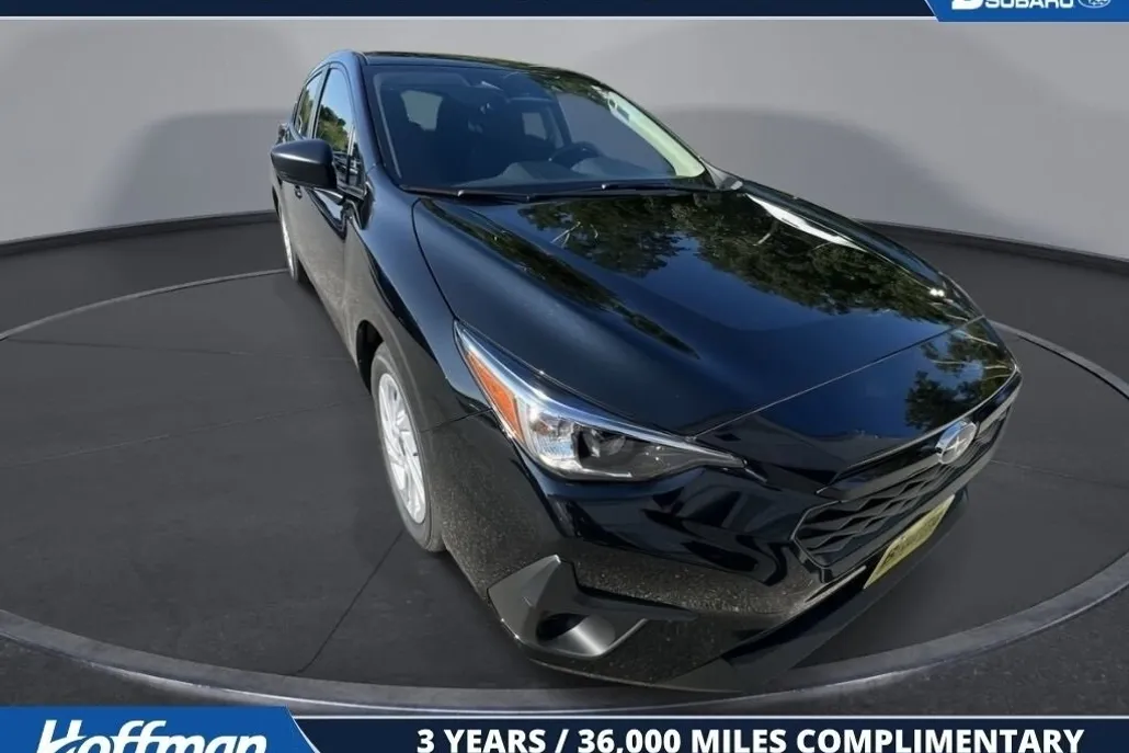 2025 Subaru Impreza Base photo 1