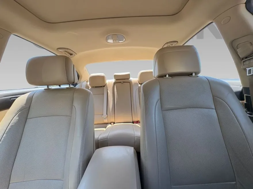 2013 Hyundai Genesis 3.8 photo 1