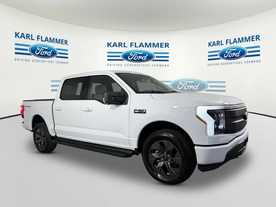 2025 Ford F-150 Lightning photo 1