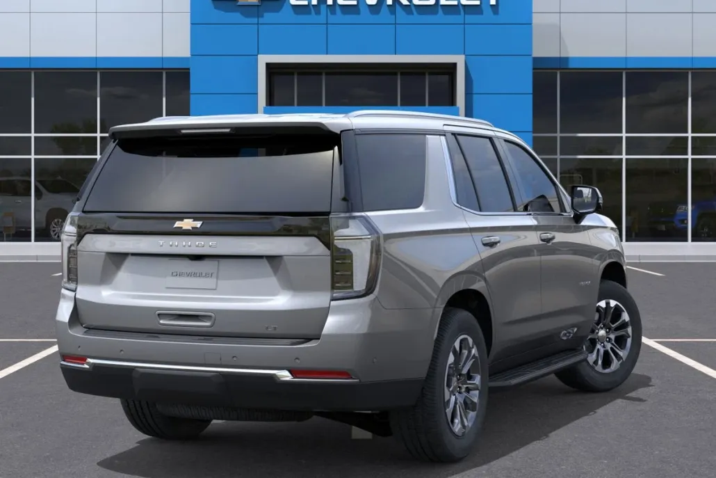 2025 Chevrolet Tahoe LT photo 1
