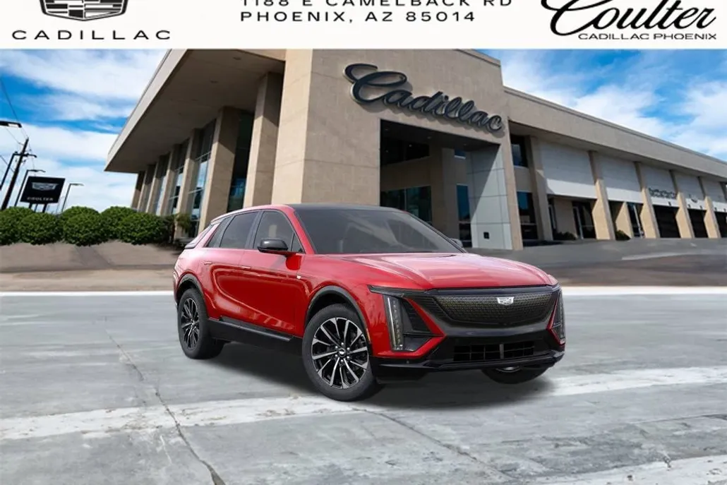 2025 Cadillac Lyriq Sport photo 1