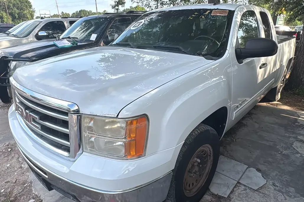 2012 Gmc Sierra 1500 SLE photo 1