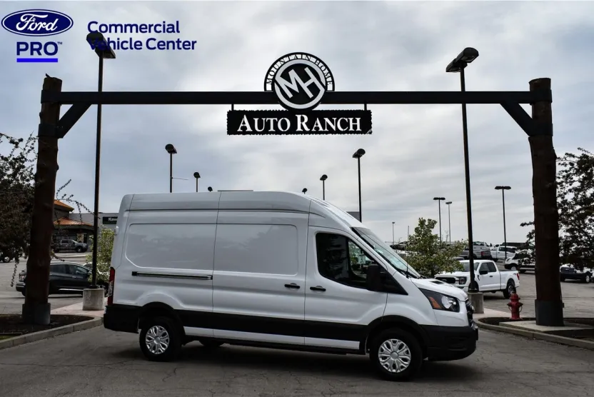 2023 Ford Transit photo 1