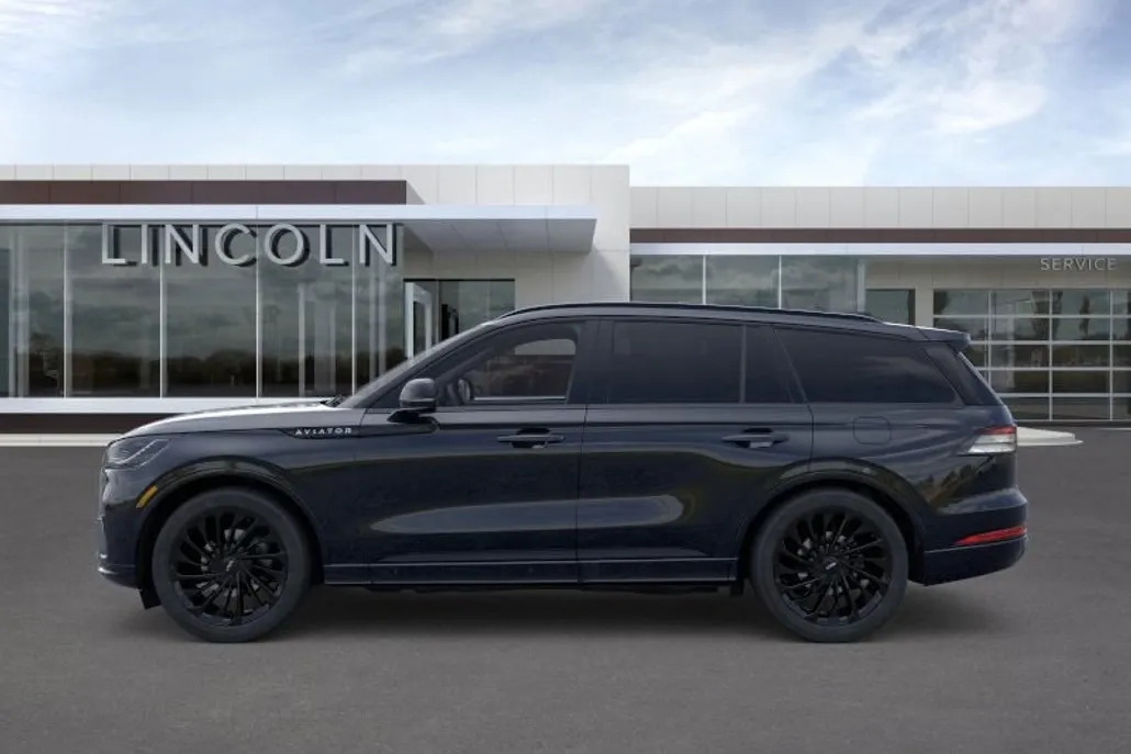 2025 Lincoln Aviator Reserve photo 1