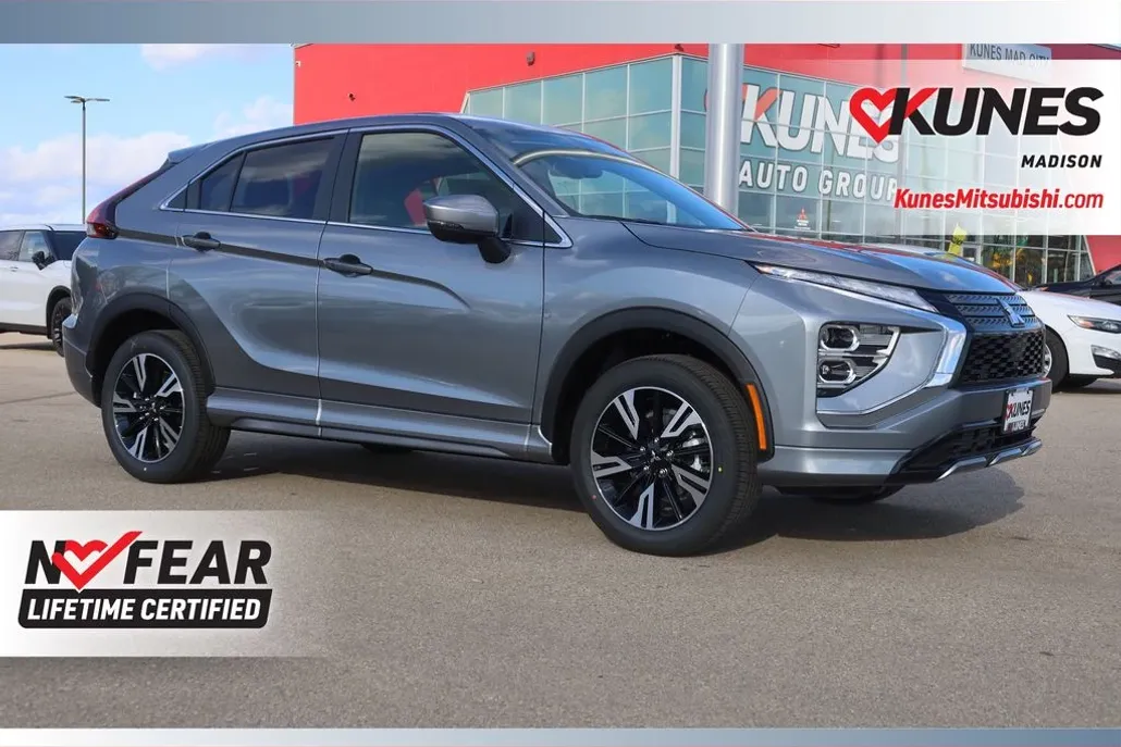 2025 Mitsubishi Eclipse Cross SEL photo 1