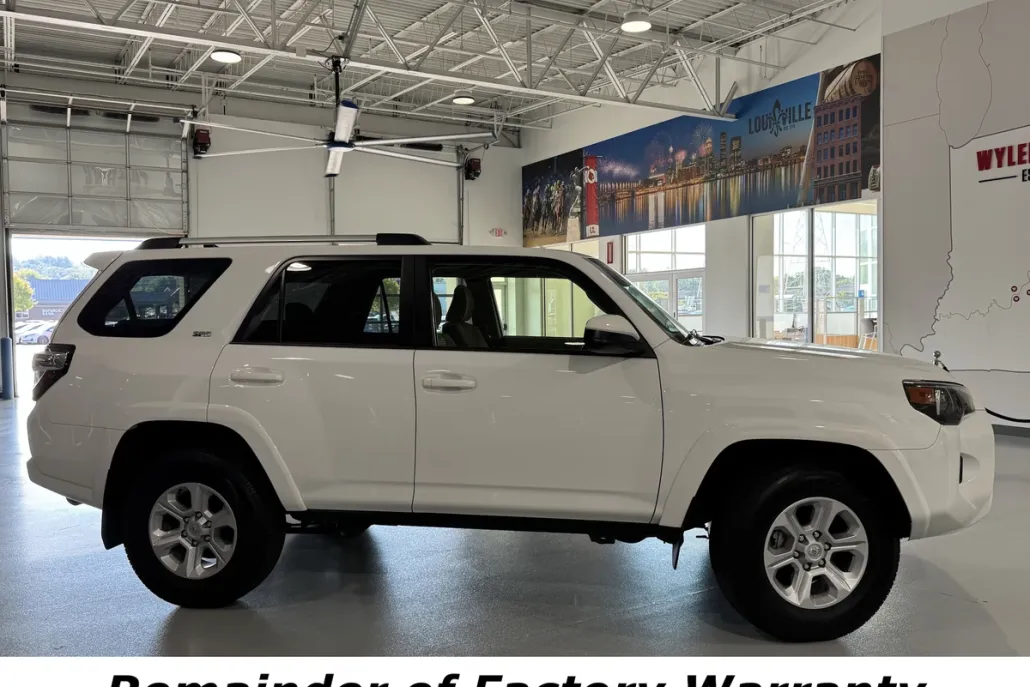 2024 Toyota 4Runner SR5 2WD photo 1