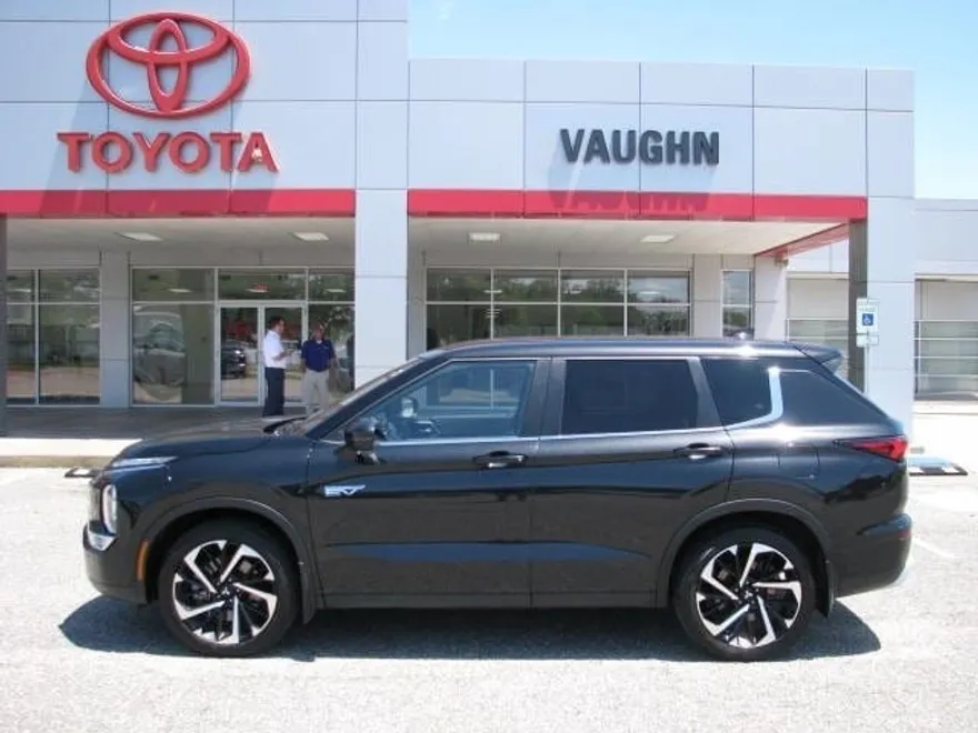 2024 Mitsubishi Outlander PHEV SE Ralliart photo 1