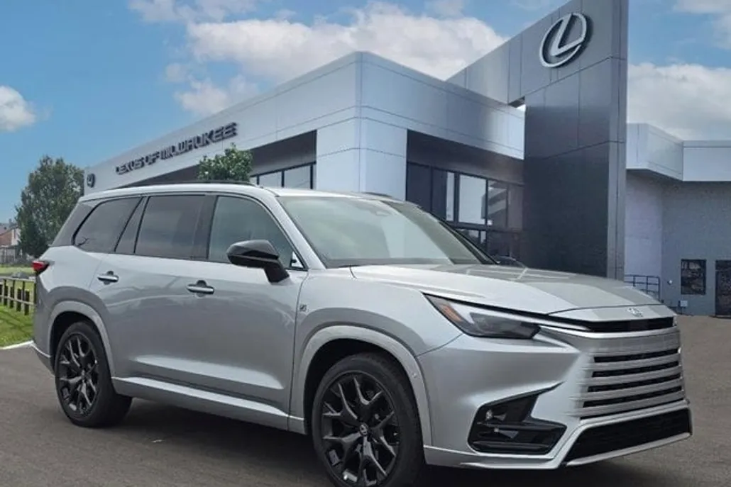 2026 Lexus TX 500h F SPORT Performance Premium photo 1