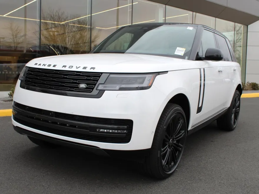 2025 Land Rover Range Rover SE photo 1