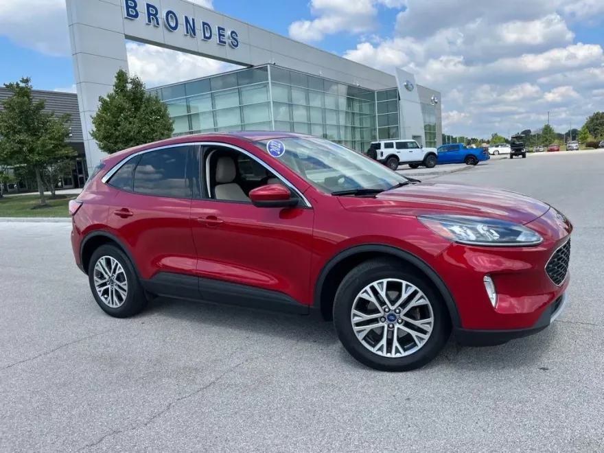 2022 Ford Escape SEL photo 1