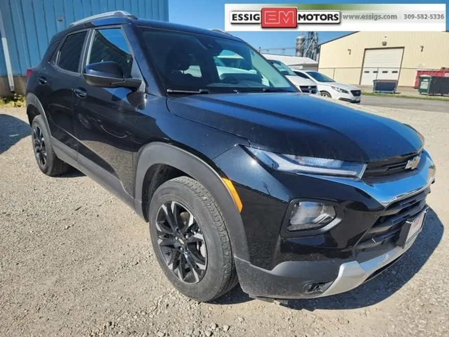 2023 Chevrolet Trailblazer LT photo 1