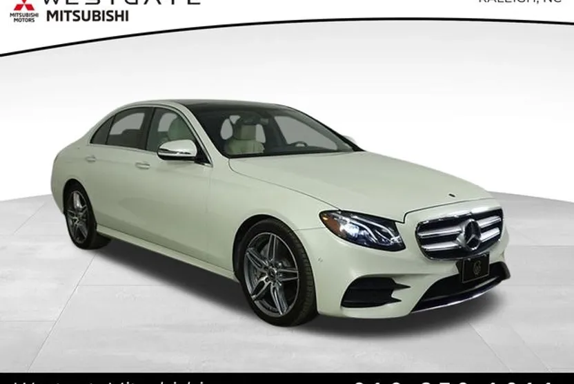 2018 Mercedes Benz E 300 4MATIC photo 1
