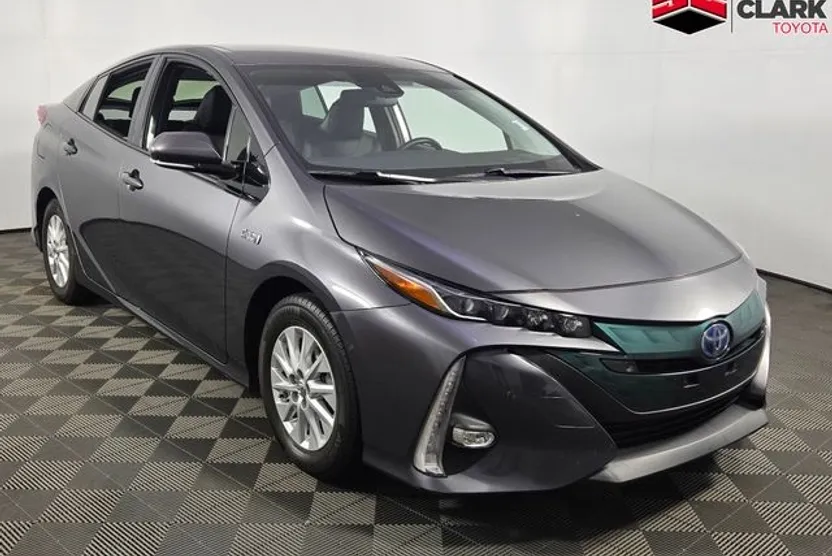 2018 Toyota Prius Prime Advanced photo 1