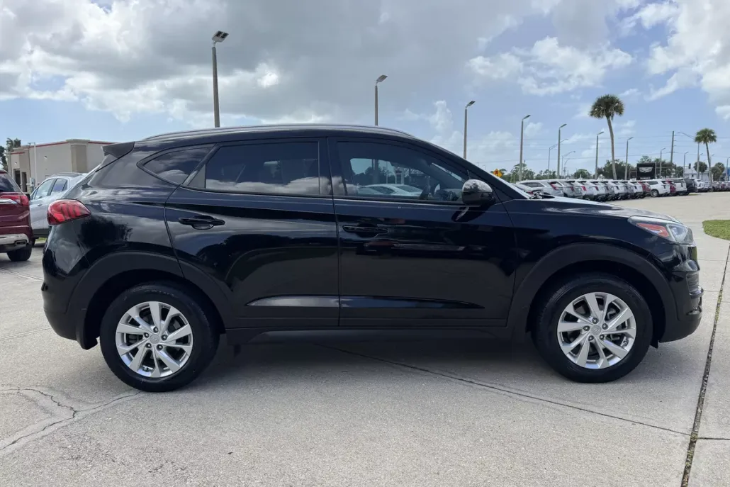 2020 Hyundai Tucson Value photo 1