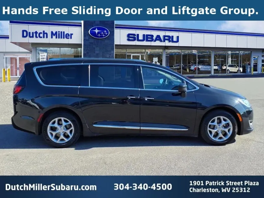 2019 Chrysler Pacifica Touring Plus photo 1