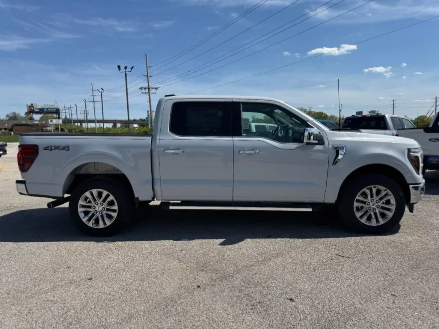 2025 Ford F-150 Lariat photo 1