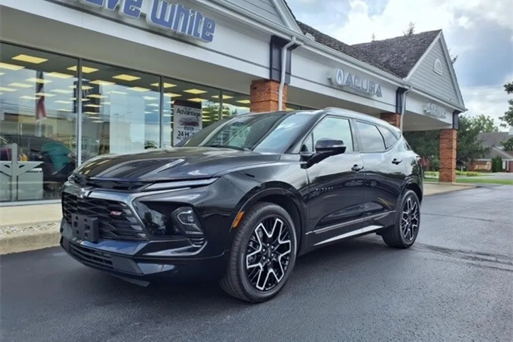 2024 Chevrolet Blazer RS photo 1