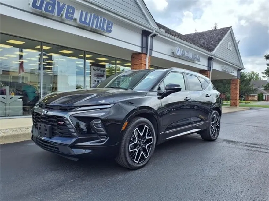 2024 Chevrolet Blazer RS photo 1