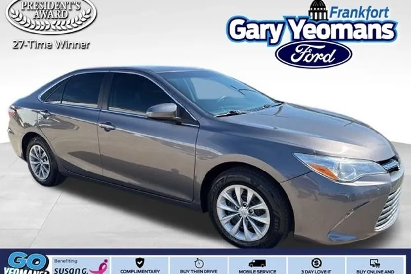 2017 Toyota Camry XLE XSE photo 1