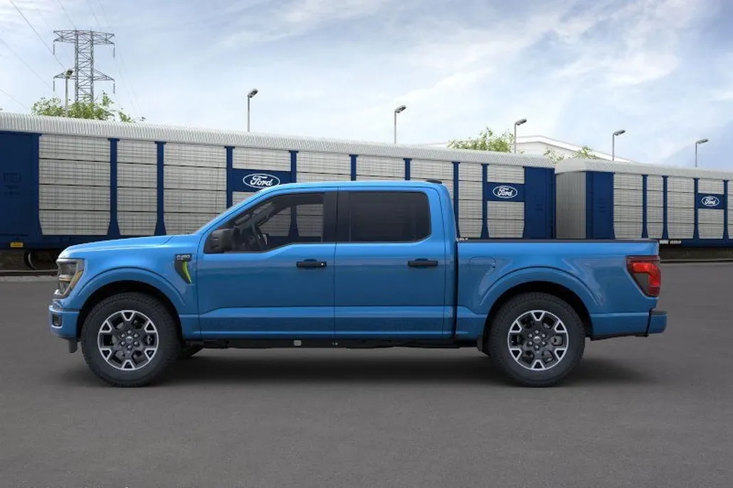 2025 Ford F-150 STX photo 1