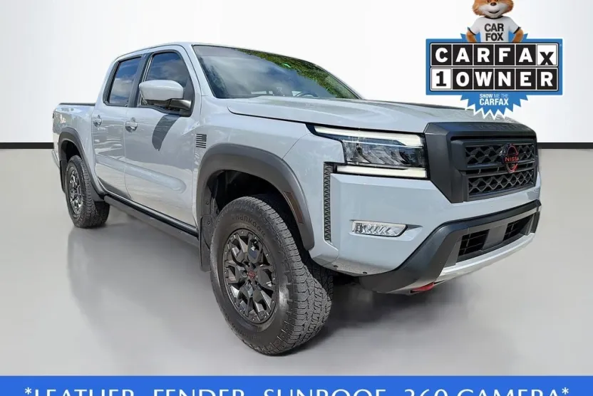 2023 Nissan Frontier PRO-4X photo 1