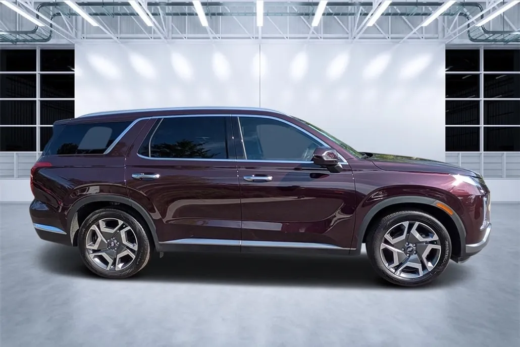 2024 Hyundai Palisade Limited photo 1