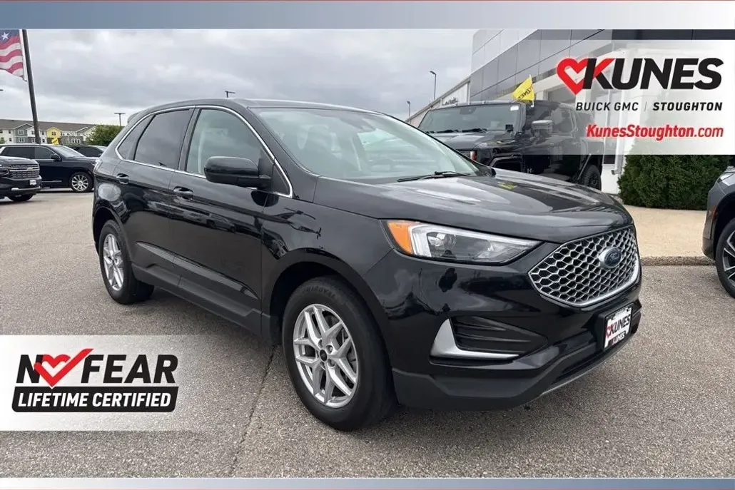 2023 Ford Edge SEL photo 1