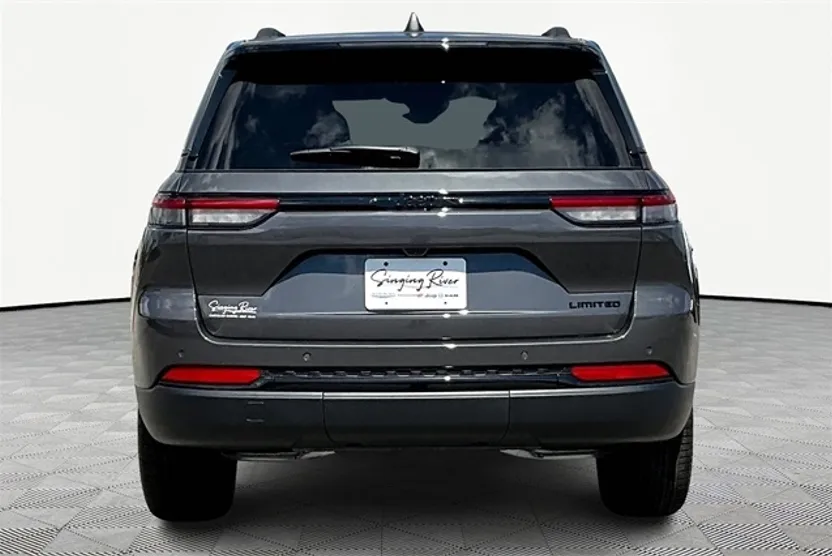 2025 Jeep Grand Cherokee Limited photo 1