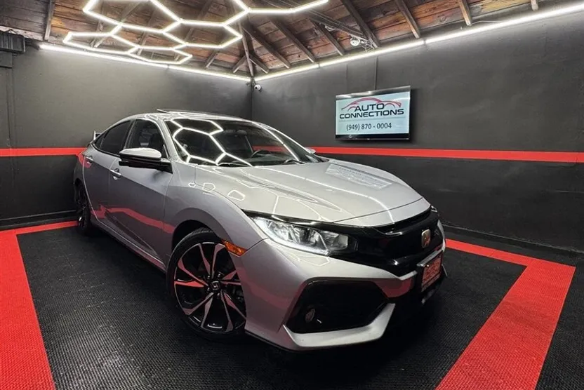 2017 Honda Civic Si photo 1