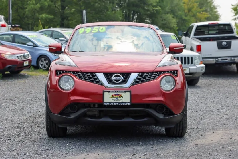 2015 Nissan Juke S photo 1