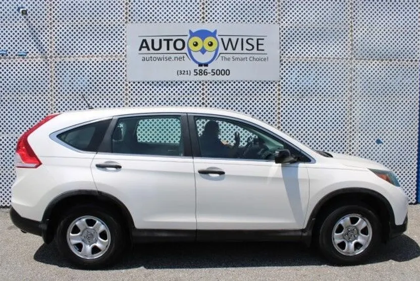 2014 Honda CR-V LX photo 1