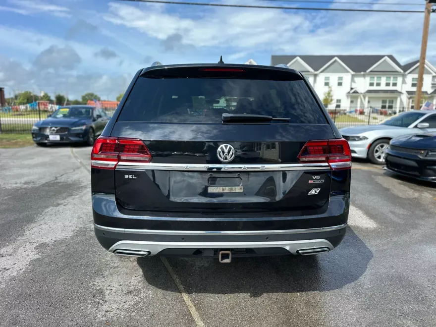 2018 Volkswagen Atlas V6 SEL Premium photo 1