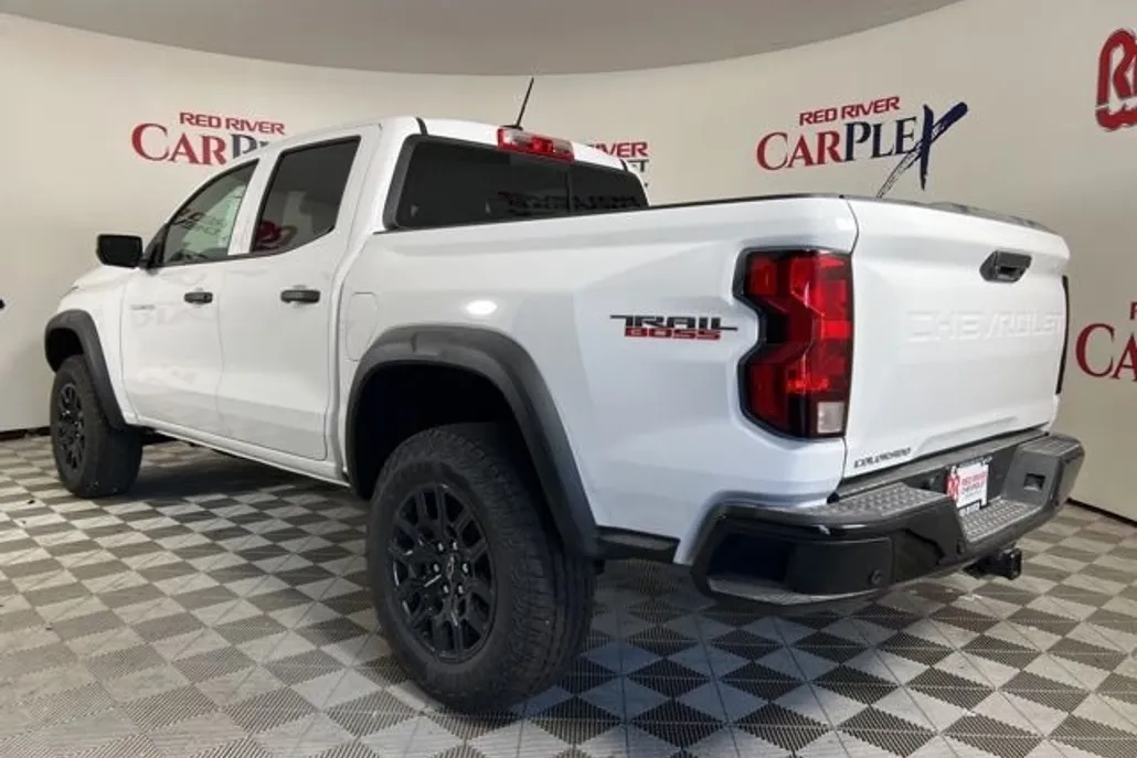 2026 Chevrolet Colorado Trail Boss photo 1