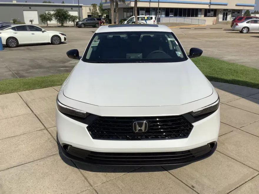 2025 Honda Accord SE photo 1