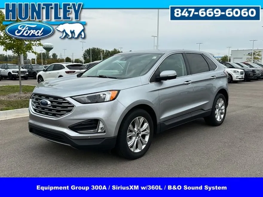 2024 Ford Edge Titanium photo 1