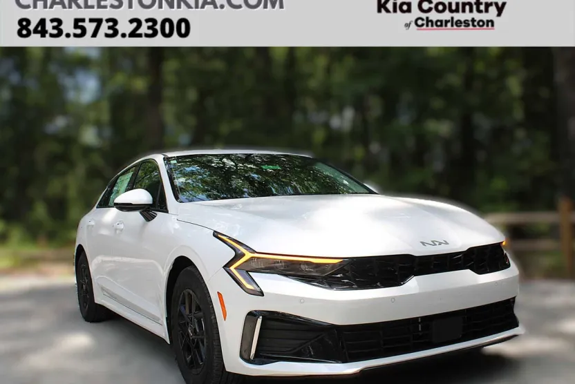 2026 Kia K5 LXS photo 1