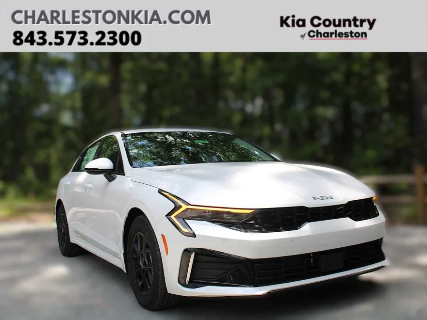 2026 Kia K5 LXS photo 1