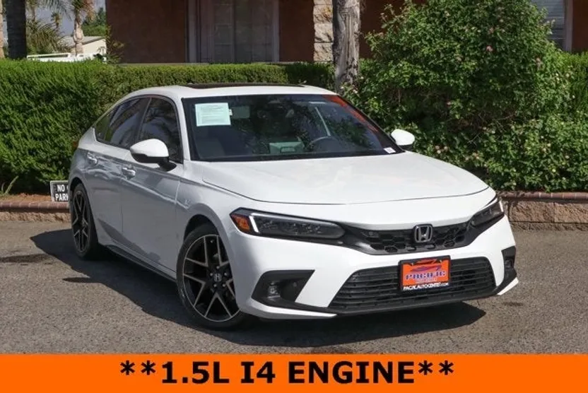 2022 Honda Civic Sport Touring photo 1