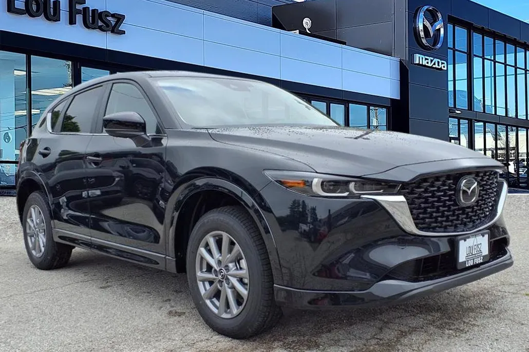 2025 Mazda CX-5 2.5 S Preferred photo 1